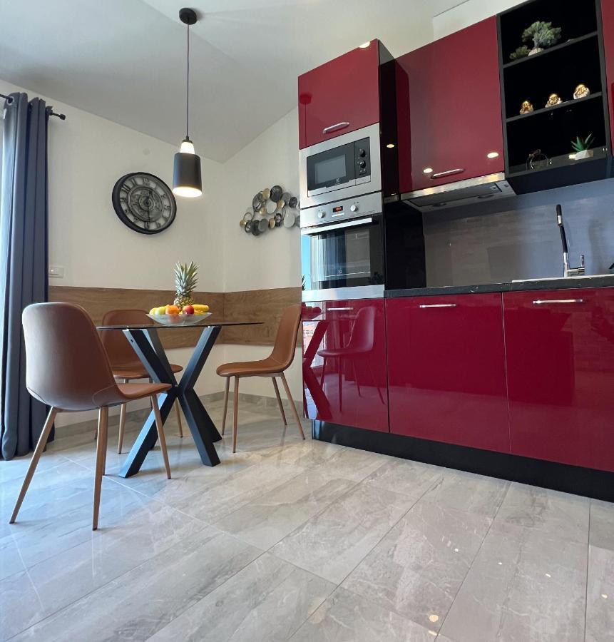 Apartmani Omrcen Башка-Вода Екстер'єр фото
