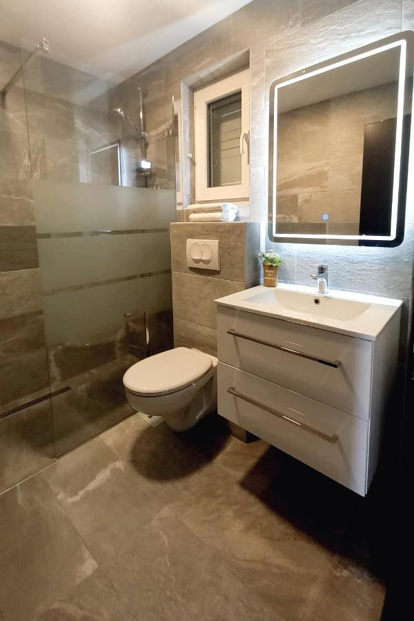 Apartmani Omrcen Башка-Вода Екстер'єр фото