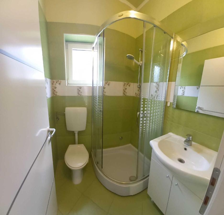 Apartmani Omrcen Башка-Вода Номер фото