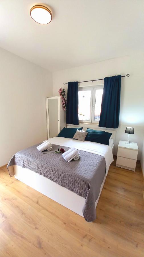 Apartmani Omrcen Башка-Вода Екстер'єр фото